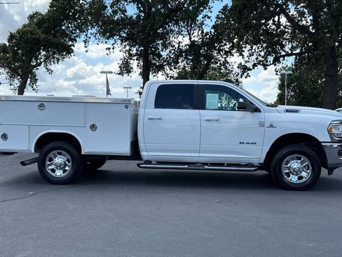 Used 2022 RAM 3500 Big Horn AWD/4WD image 2