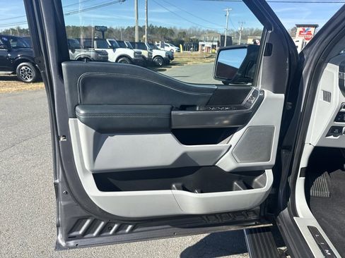 Used 2023 Ford F150 Limited image 14