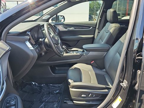 Used 2023 Cadillac XT5 Premium Luxury AWD/4WD image 11