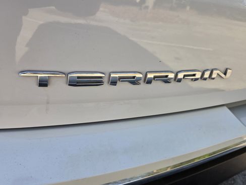 Certified 2023 GMC Terrain SLT FWD image 19