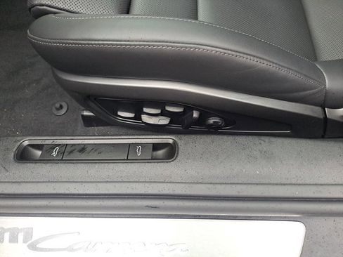 Certified 2025 Porsche 911 Carrera image 20