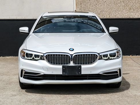 Used 2019 BMW 540i xDrive AWD/4WD image 4