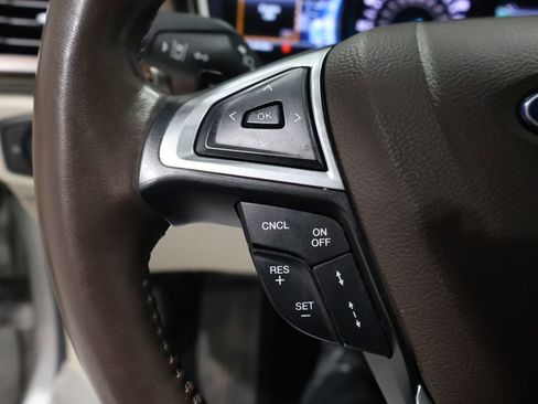 Used 2017 Ford Fusion Platinum image 34