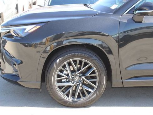 Certified 2025 Lexus TX 350 FWD w/ Technology Package image 4