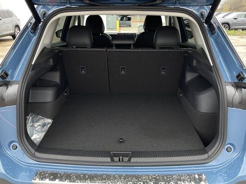 New 2026 Volkswagen Tiguan SE image 30