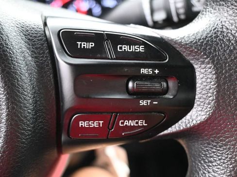 Used 2022 Kia Rio S FWD image 17