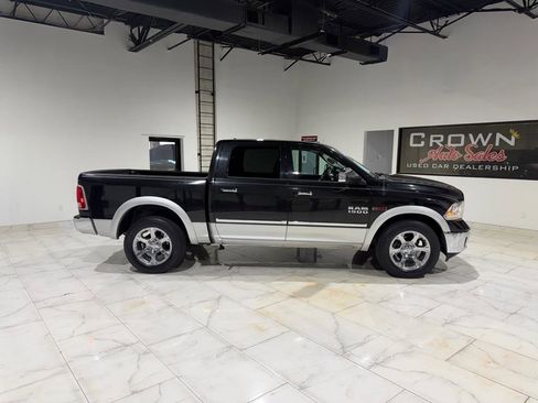 Used 2016 RAM 1500 Laramie w/ Convenience Group image 8
