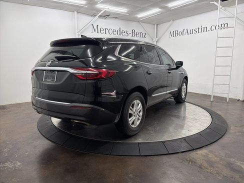 Used 2019 Buick Enclave Essence image 7