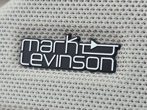 New 2025 Lexus RX 450h AWD w/ Luxury Package image 17