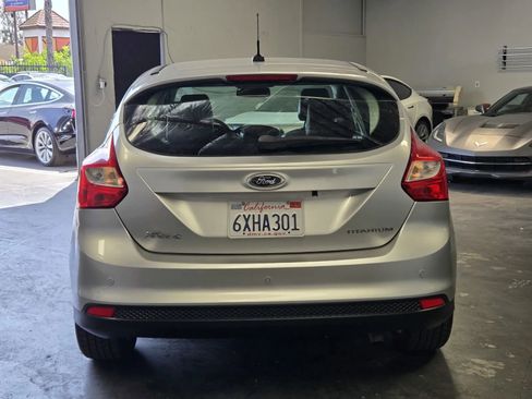 Used 2012 Ford Focus Titanium image 3
