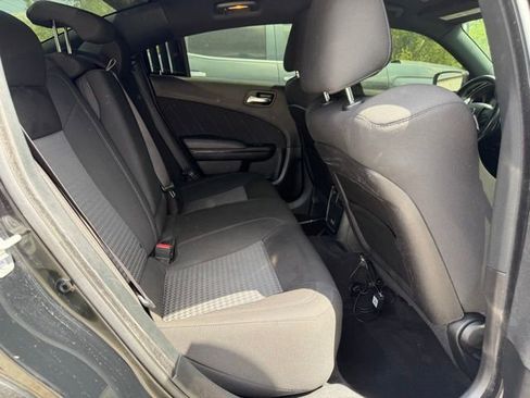 Used 2022 Dodge Charger R/T w/ Blacktop Package RWD image 8