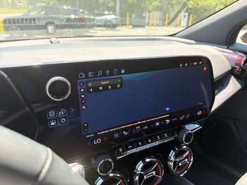 Certified 2025 Chevrolet Blazer EV RS AWD/4WD image 25