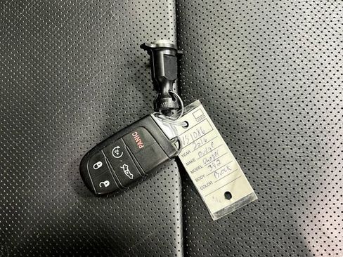 Used 2016 Dodge Charger SRT w/ Technology Group image 37