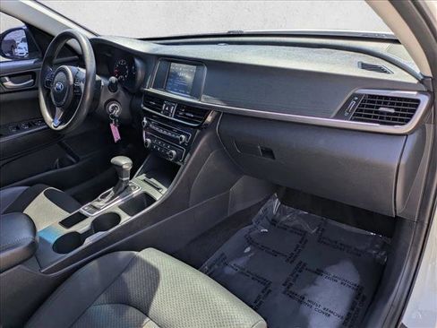 Used 2018 Kia Optima LX FWD image 20