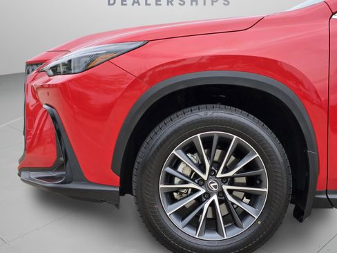 Used 2025 Lexus NX 350h AWD w/ Accessory Package (P3) image 33