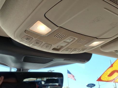 Used 2023 Lincoln Nautilus Reserve image 21