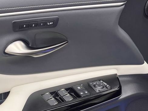 Certified 2024 Lexus ES 300h w/ Premium Package FWD image 10
