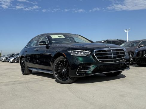 New 2026 Mercedes-Benz S 580 4MATIC Sedan image 2