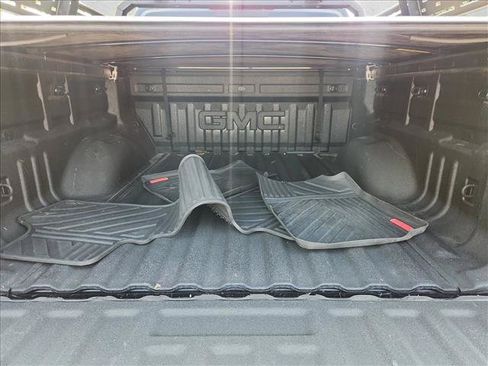 Used 2016 GMC Canyon SLE w/ All Terrain Adventure Package AWD/4WD image 9