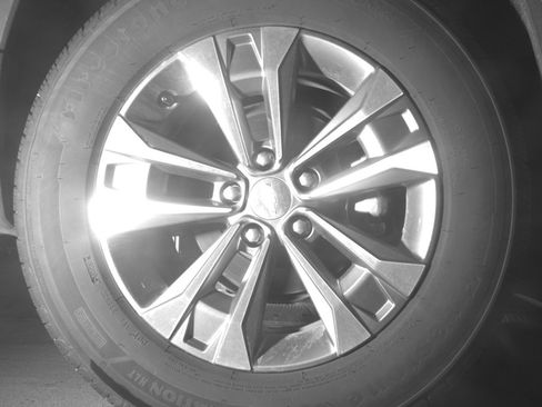 Used 2025 Chevrolet Equinox LT image 15