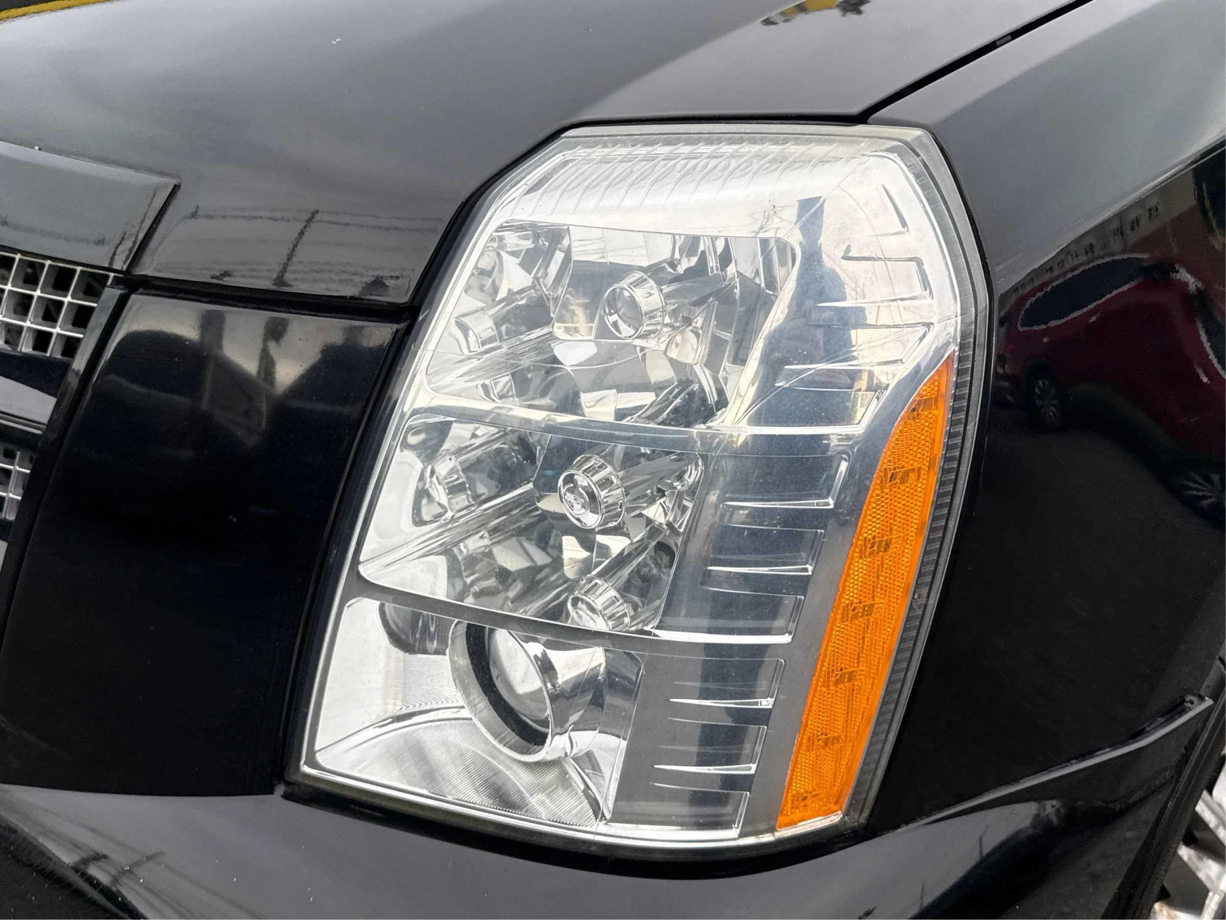 Used 2014 Cadillac Escalade Premium AWD/4WD image 26