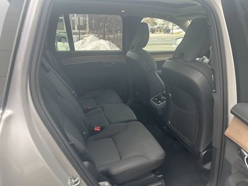 Used 2025 Volvo XC90 B6 Plus AWD/4WD image 14