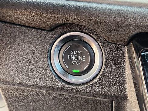 Certified 2026 Chevrolet Traverse LT AWD/4WD image 20