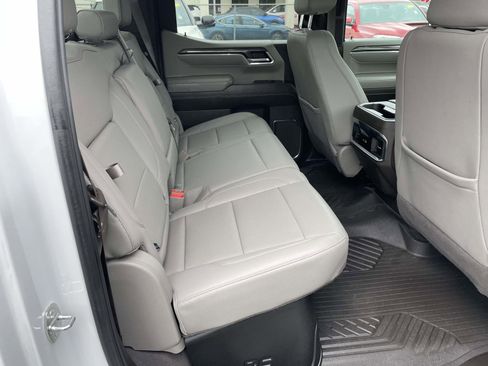 Used 2024 Chevrolet Silverado 1500 LTZ image 39