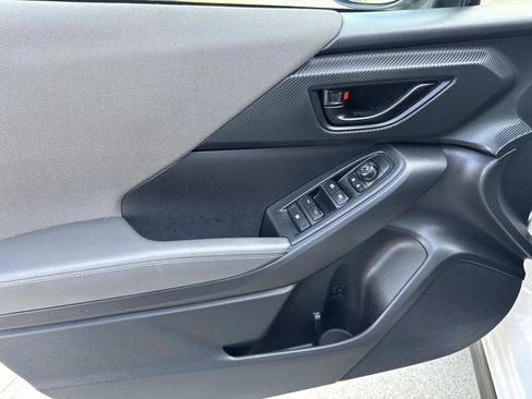 Used 2024 Subaru Crosstrek 2.0i Premium image 16