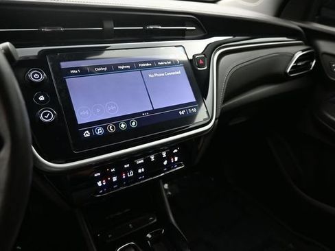 Used 2022 Chevrolet Bolt EUV LT w/ Convenience Package FWD image 11
