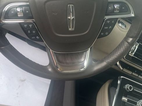 Used 2022 Lincoln Navigator L Reserve image 21