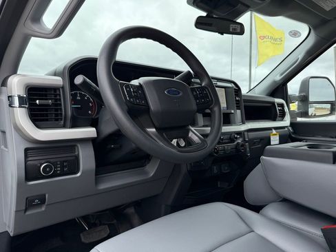 New 2026 Ford F350 XL w/ XL Chrome Package image 36