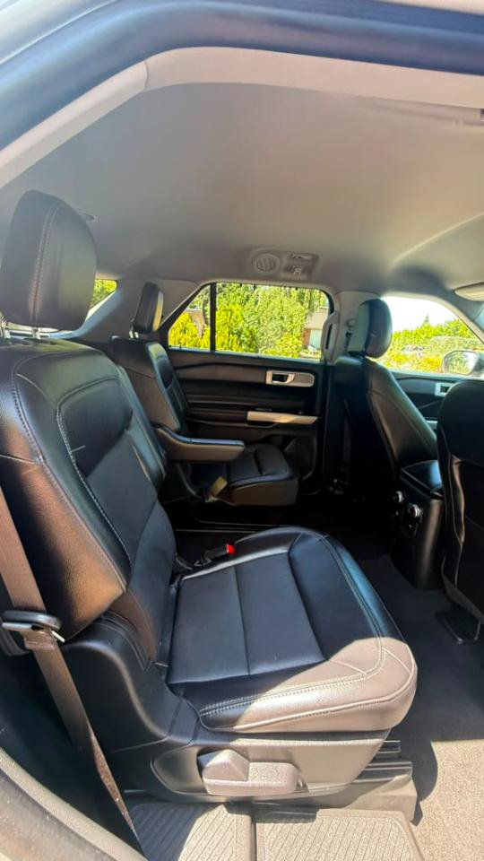 Used 2024 Ford Explorer Limited AWD/4WD image 12