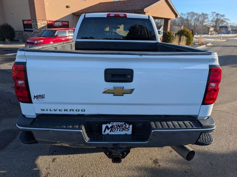 Used 2017 Chevrolet Silverado 2500 W/T w/ WT Convenience Package AWD/4WD image 8