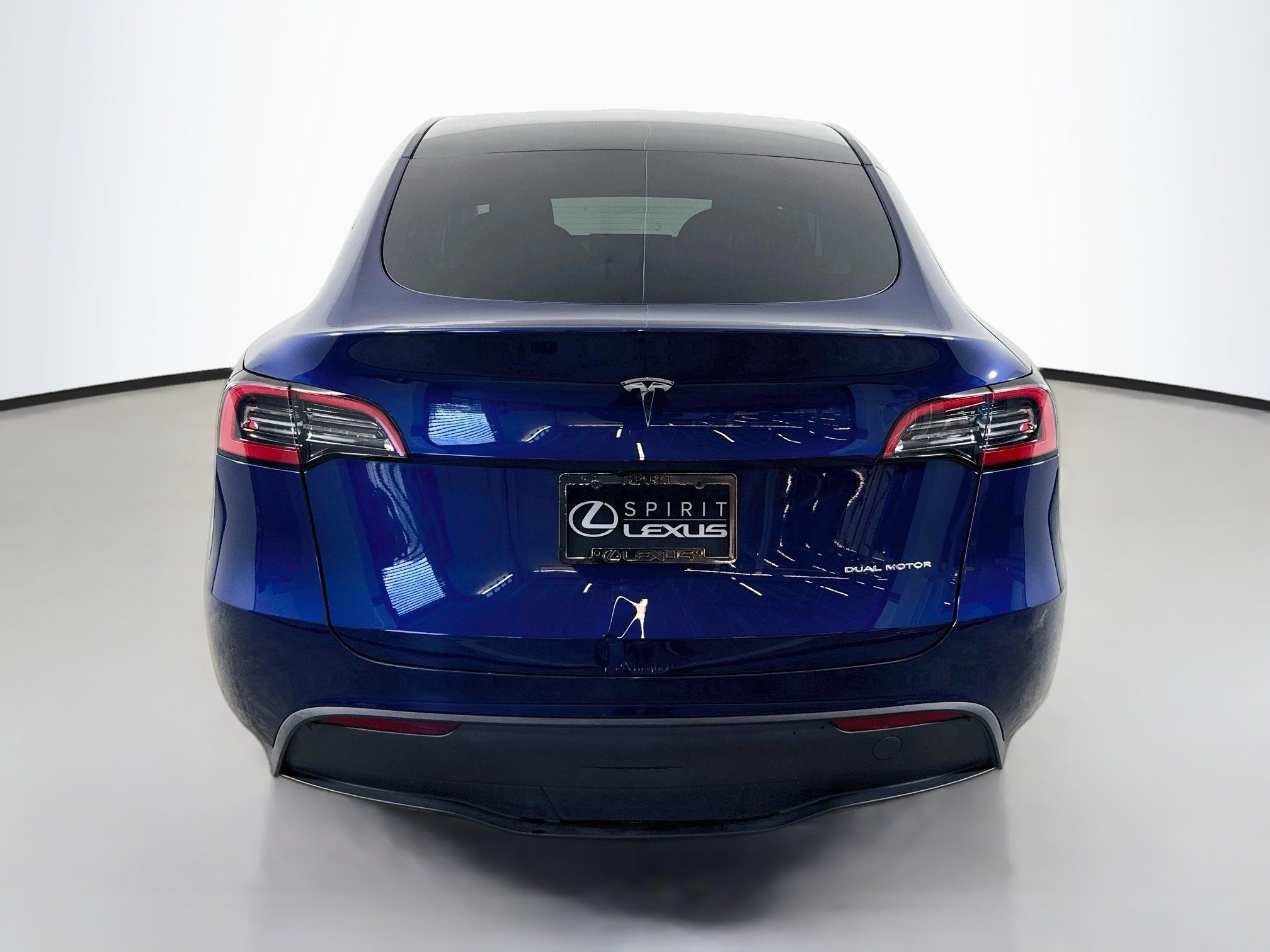 Used 2023 Tesla Model Y Long Range AWD/4WD image 6