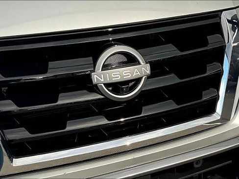 Certified 2024 Nissan Armada SL w/ Captain's Chairs Package image 29