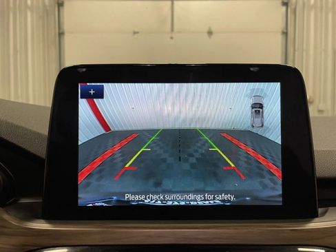 Used 2020 Ford Escape Titanium image 31