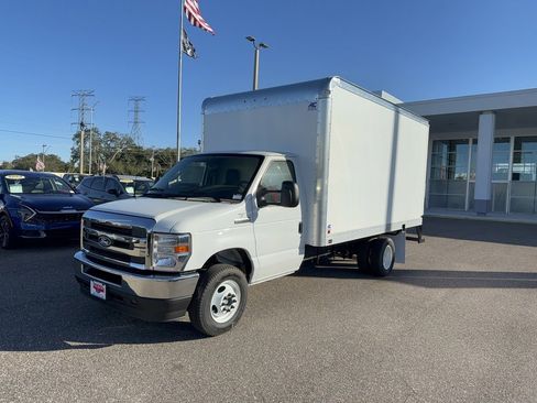 New 2026 Ford E-350 and Econoline 350 Super Duty w/ Power Equipment Group image 24
