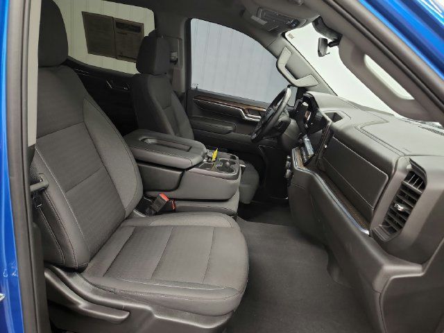 Used 2024 Chevrolet Silverado 1500 RST AWD/4WD image 47