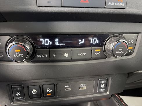 Certified 2023 Nissan Frontier PRO-4X w/ Pro Convenience Package AWD/4WD image 24
