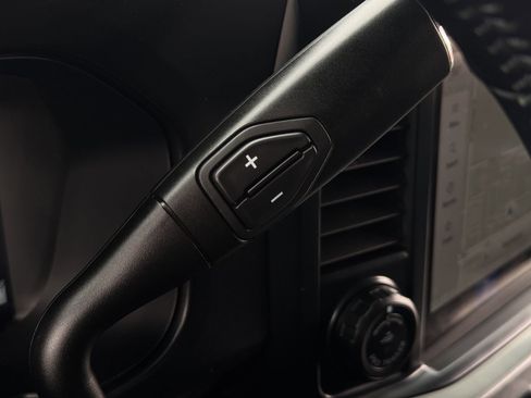 Used 2025 Ford F350 Platinum w/ FX4 Off-Road Package image 20