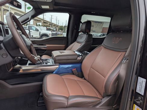 New 2025 Ford F150 King Ranch w/ FX4 Off-Road Package image 25
