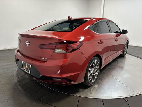 Used 2019 Hyundai Elantra Limited image 13