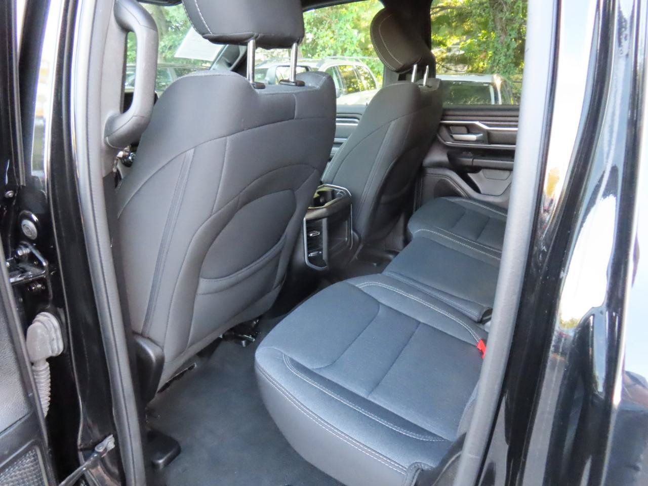 Used 2021 RAM 1500 Big Horn AWD/4WD image 14