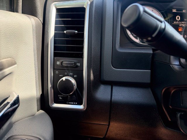 Used 2018 RAM 2500 SLT AWD/4WD image 23
