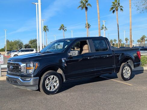 Used 2023 Ford F150 XLT image 2