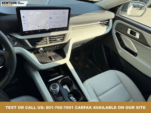 Used 2025 Ford Explorer Platinum w/ Ultimate Package image 26