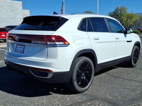 New 2026 Volkswagen Atlas Cross Sport SE image 5