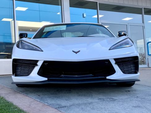 New 2026 Chevrolet Corvette 2LT image 9