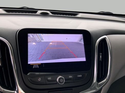 Used 2021 Chevrolet Equinox LT FWD image 29
